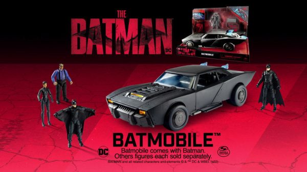 DC Comics Batmobile with 4  Batman Fashion